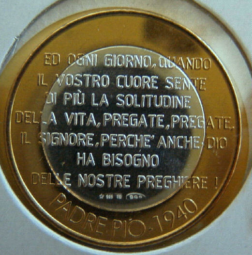 Medalla Padre Pio-r.jpg (73791 bytes)
